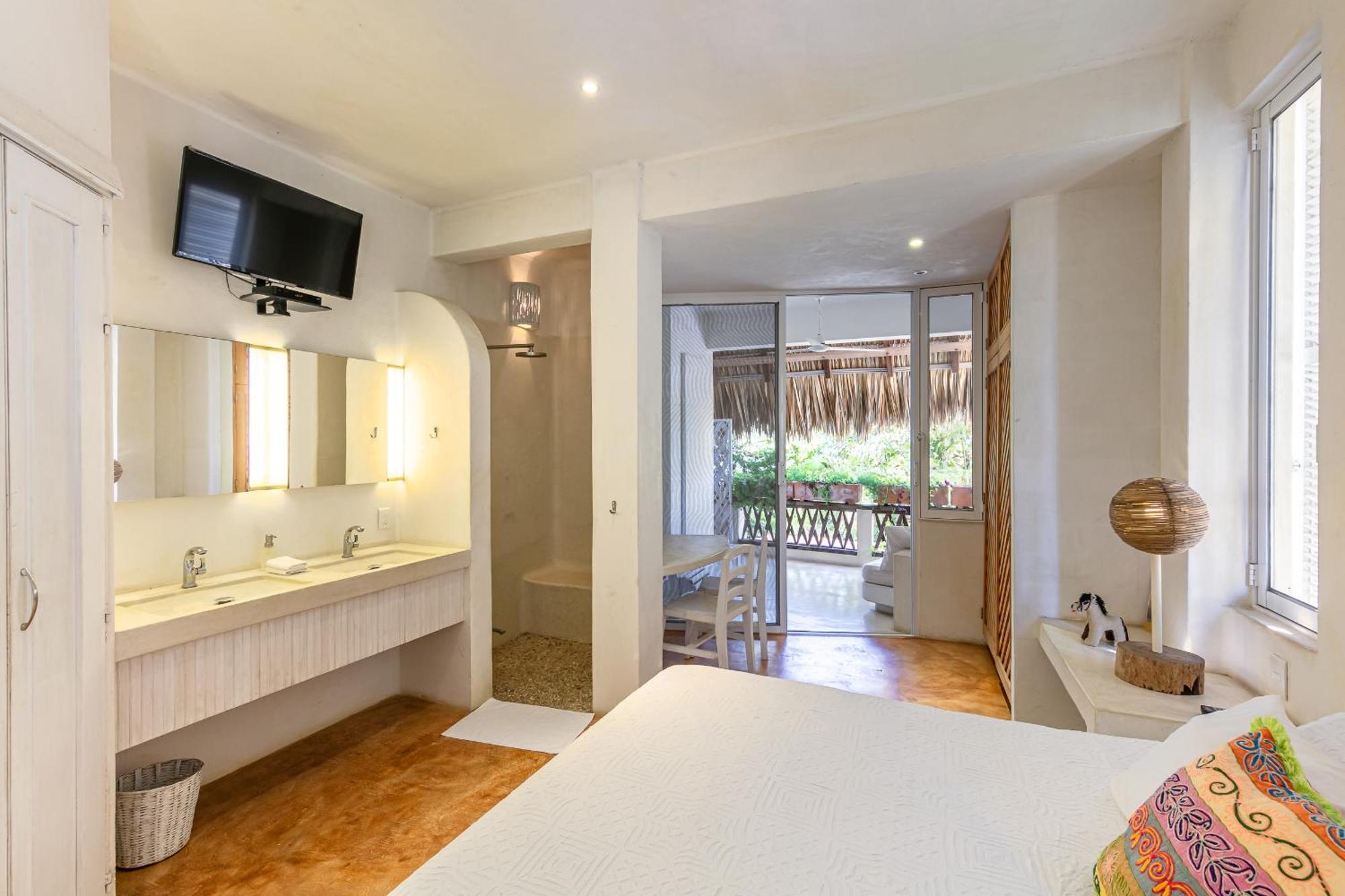 Villa Maria Bed And Breakfast Puerto Escondido  Bagian luar foto